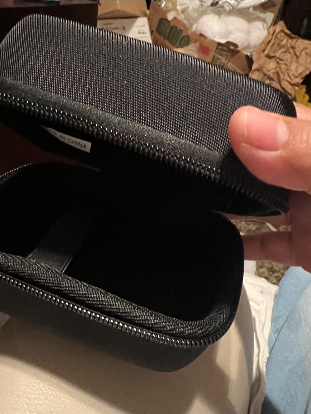 Black Men's Travel Accessory Case - Compact Zipper Pouch